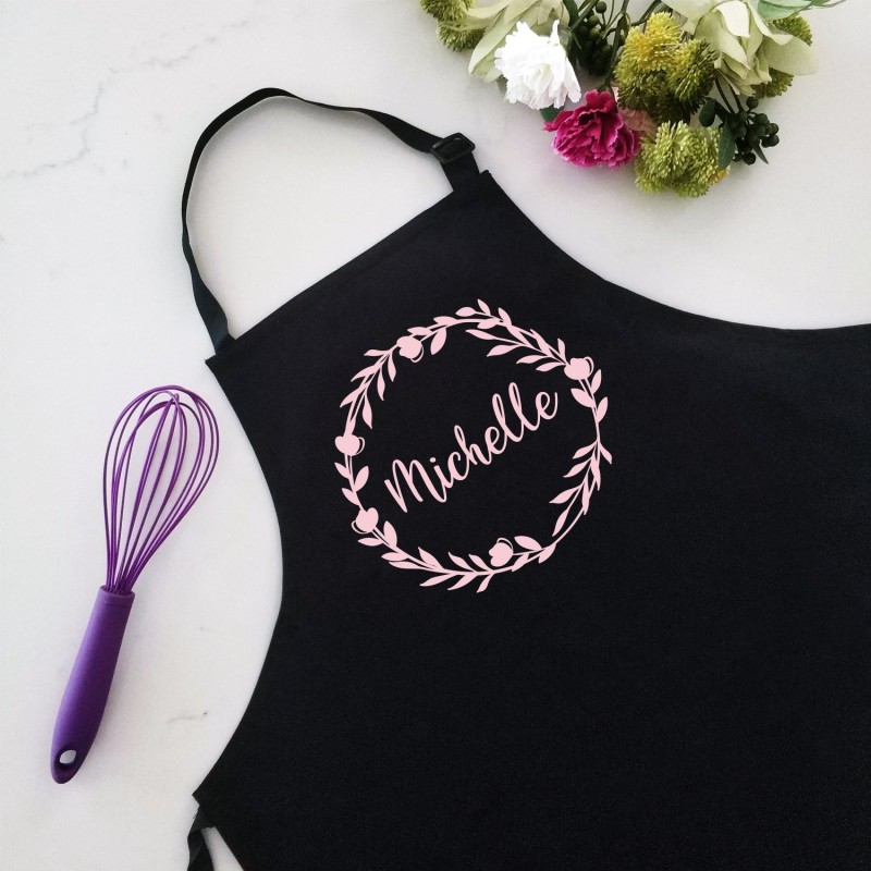 Personalised Black Apron Name with Wreath - 4
