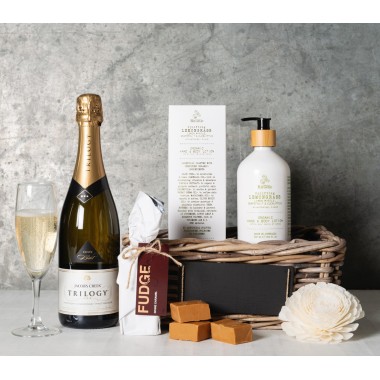 Bubble and Aromatic Moment Gift Basket - 3