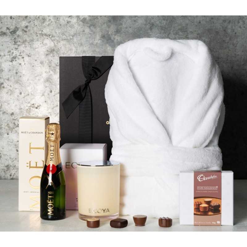 Moet and Candle Pamper Gift Set - 1