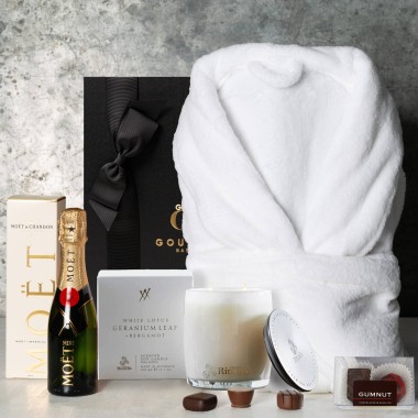 Moet and Candle Pamper Gift Set - 1