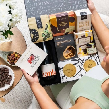 Red Wine and Gourmet Treat Gift Set - 2