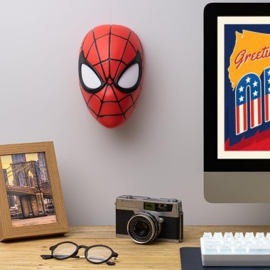 Marvel Spider-Man Mask Light by Paladone - 4
