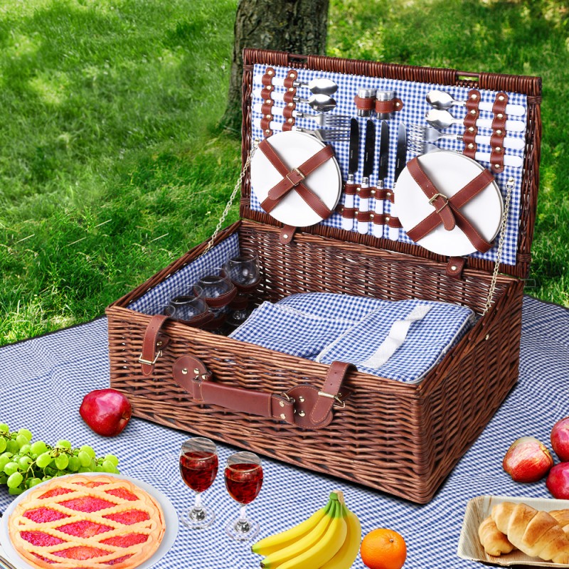 Alfresco 4 Person Picnic Basket With Outdoor Insulated Blanket | DadShop